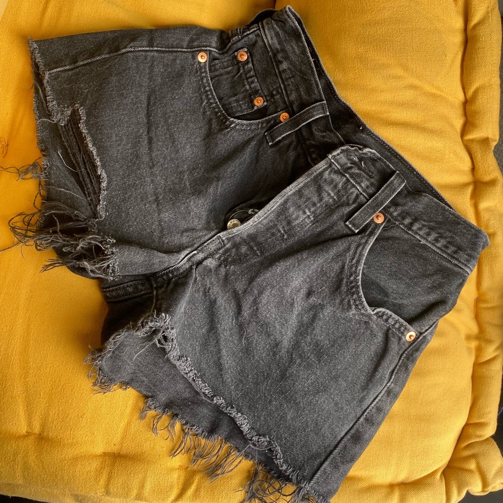 levi shorts